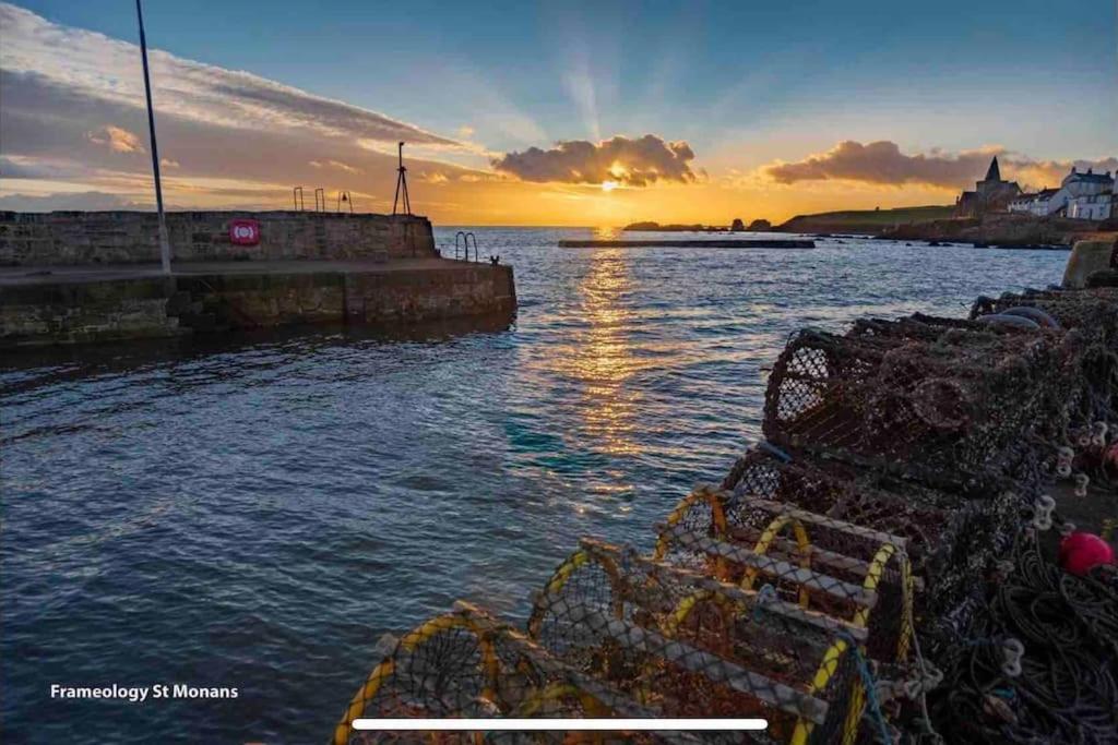 No3 By The Sea A 5 Star Cozy Coastal Cottage Saint Monance Exteriör bild
